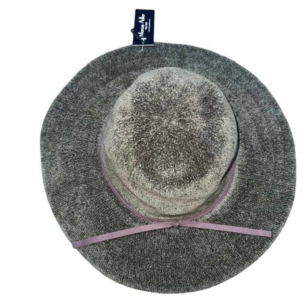 Chic Green and Brown Hat for Stylish Outfits